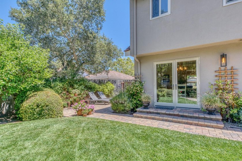 Nestled in the desirable Toro Park Estates, this beautifully - photo 12