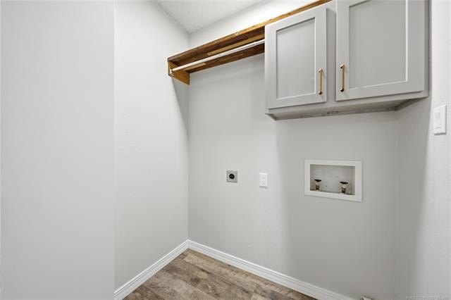 Experience lakefront living in this beautifully renovated home - photo 15