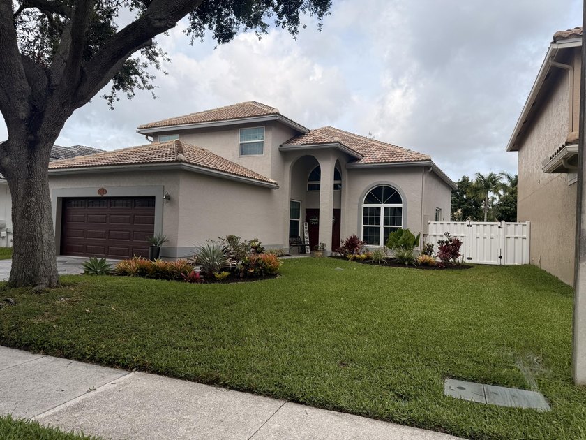 Looking for the perfect family home in a welcoming, family - photo 2