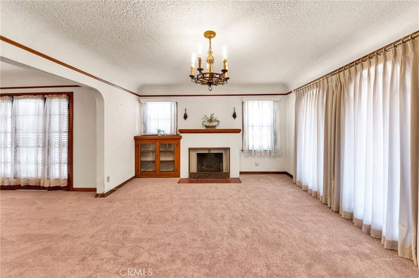 This charming, well-cared-for home offers a spacious layout with - photo 2
