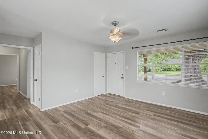 Charming home that is move in ready. This cozy home is waiting - photo 4