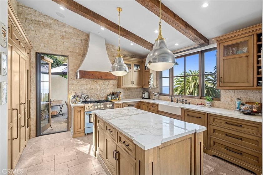 Located in one of Laguna Beach's most coveted neighborhoods - photo 5