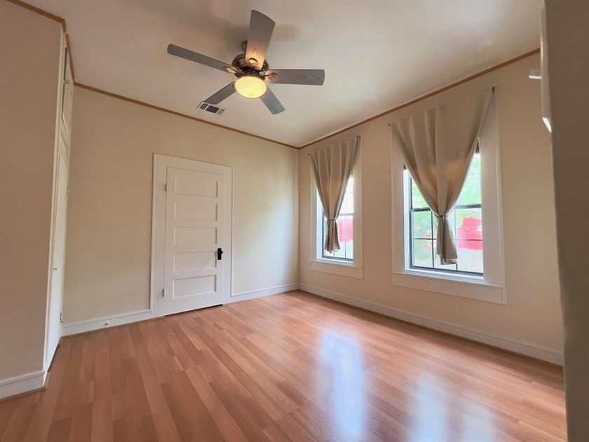 Rare opportunity to acquire a home in the heart of the hill - photo 18