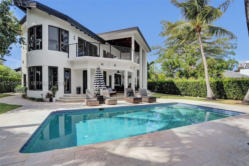 Imagine waking to open water views, stepping onto your private - photo 2