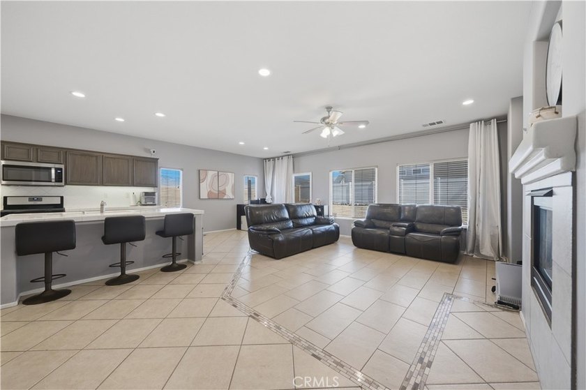 Mountain Views - Gated Community - Room for a Pool. Welcome to - photo 8