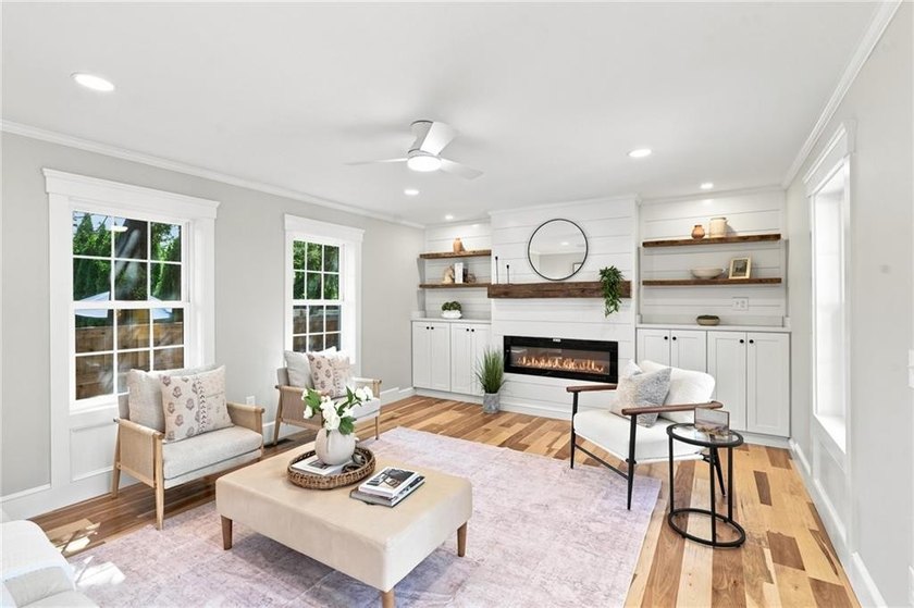 Welcome to a gorgeous reinvention of an 1880 gem in the heart of - photo 15