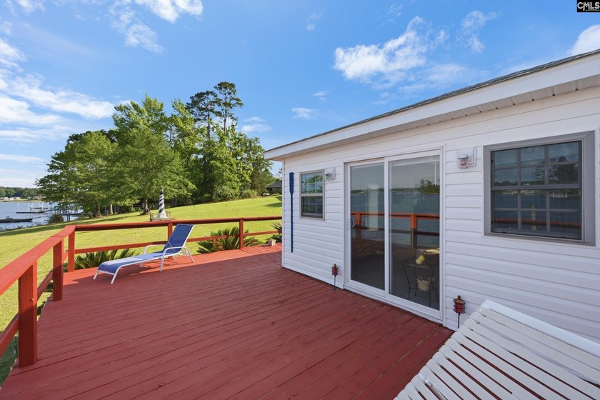 Discover this charming 1982 ranch-style Lake Murray bungalow - photo 55