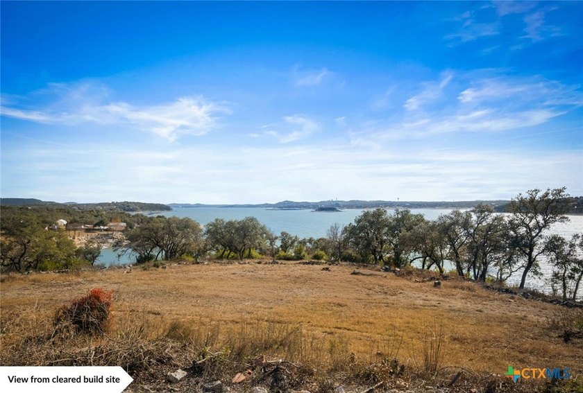 Extraordinary Lake Travis waterfront estate in the Sandy Shores - photo 11