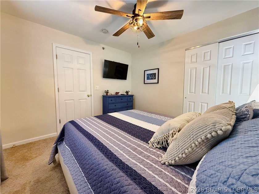 Wake up to stunning lake views and enjoy effortless Ozarks - photo 18