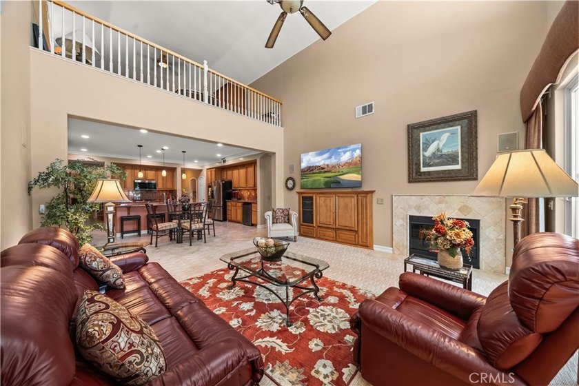**RARE TURNKEY TUSCANY MODEL ON THE GOLF COURSE**One of the - photo 18