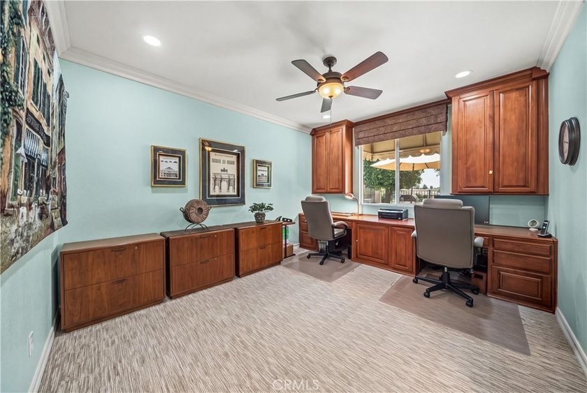 **RARE TURNKEY TUSCANY MODEL ON THE GOLF COURSE**One of the - photo 26