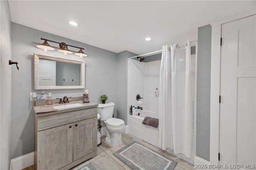 Commanding breathtaking panoramic views of the 24-mile marker - photo 49