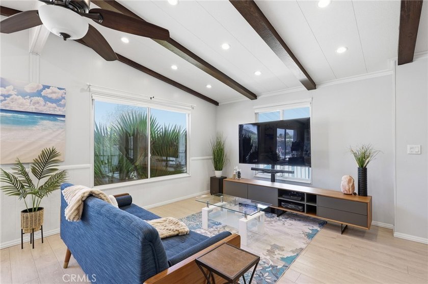Welcome to your coastal retreat in the highly desirable - photo 7