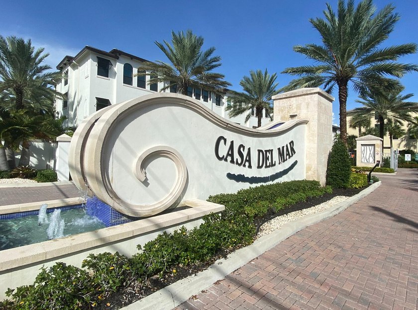 Welcome to this stunning tri-level Mediterranean-style townhome - photo 2
