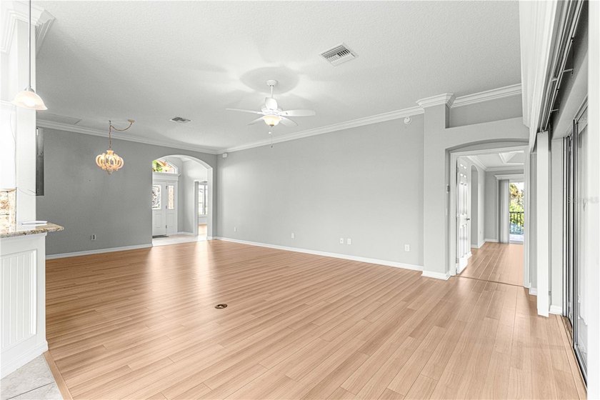 **BOND PAID!** **DESIGNER LILY MODEL IN THE VILLAGE OF SANIBEL** - photo 12