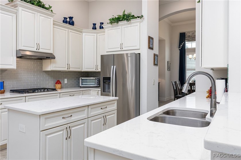 WELCOME HOME to this 2020 BUILT, IMACULATELY MAINTAINED - photo 6