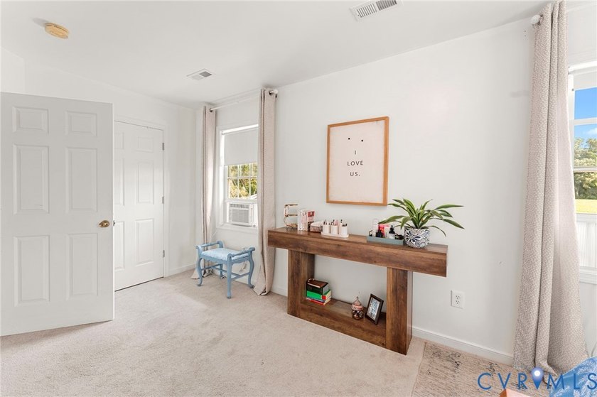 Welcome to this beautiful 1,843 sq ft traditional two-story - photo 19