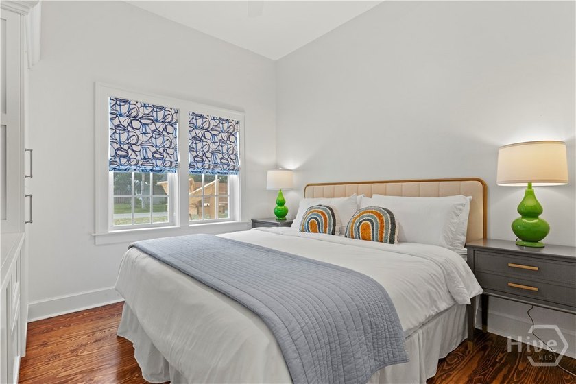 Welcome Home to this newly remodeled 8Bd / 5Ba home located on - photo 42
