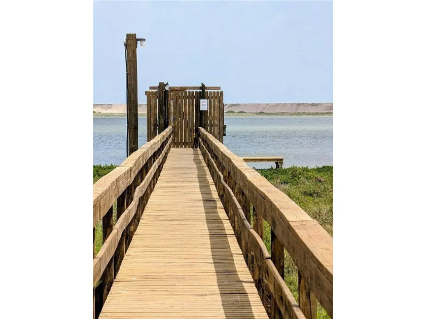 Discover the perfect blend of coastal charm and wide-open space - photo 9