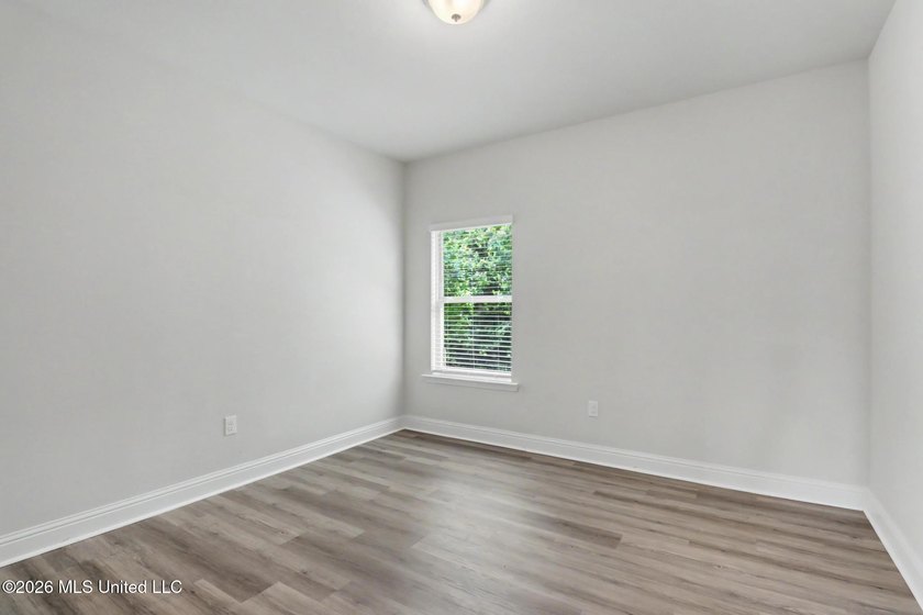 This well-maintained 6-year-old D.R. Horton Parker Plan in the - photo 24