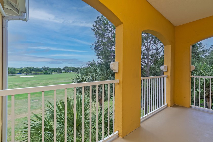 Discover easy coastal living in this beautifully maintained - photo 19
