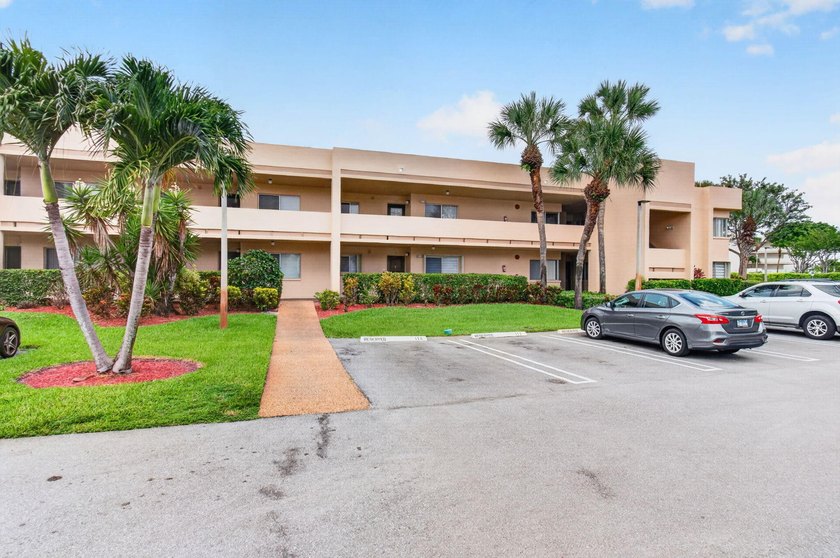 Beautiful condo in the highly south after Poinciana Gardens 55+ - photo 2