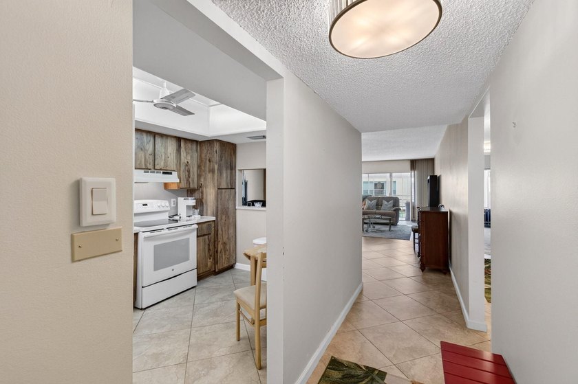 Beautiful condo in the highly south after Poinciana Gardens 55+ - photo 9
