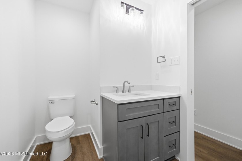 Welcome to your beautifully remodeled home in the highly - photo 18