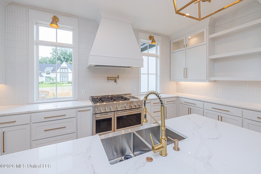Gorgeous New Construction in Westlake! Home to be completed by - photo 15