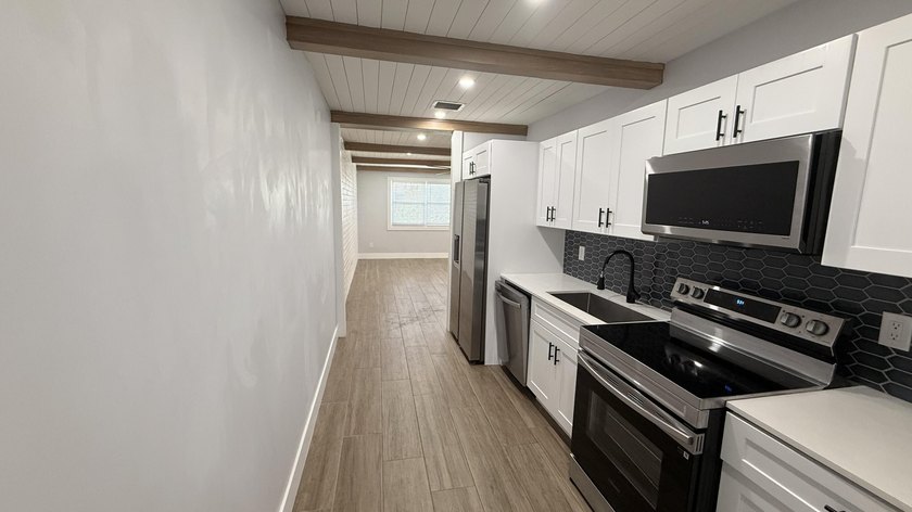 Prime Delray Beach duplex just 5 blocks south of Atlantic Ave - photo 17