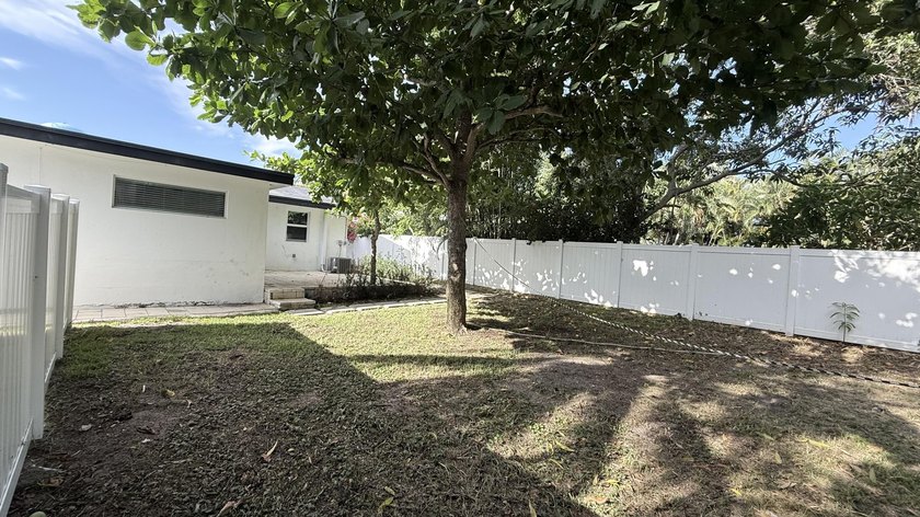 Prime Delray Beach duplex just 5 blocks south of Atlantic Ave - photo 27