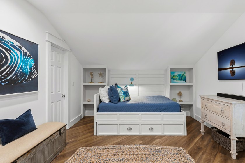 Wonderful, fully updated, 2 story, end unit condo located on the - photo 29