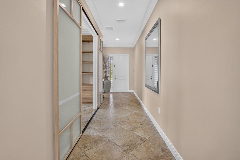 Rarely available Delray model ready for its new owners. The 3 - photo 6
