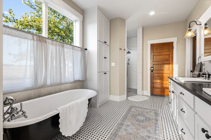 A rare offering in the heart of the Texas Hill Country, this - photo 21