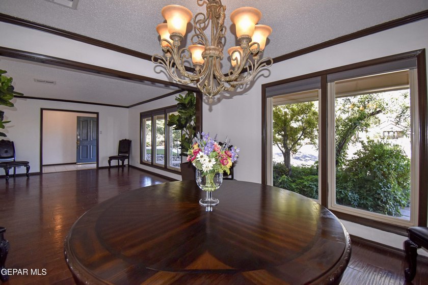 A rare opportunity to own a classic Coronado Country Club estate - photo 22