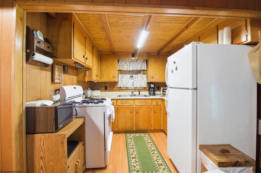 Serene Country Getaway Near Teter Lake. Escape to peace and - photo 27