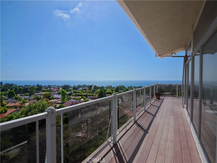 Breathtaking Panoramic Ocean VIEWS from this spacious Home with - photo 30