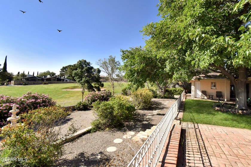 A rare opportunity to own a classic Coronado Country Club estate - photo 47