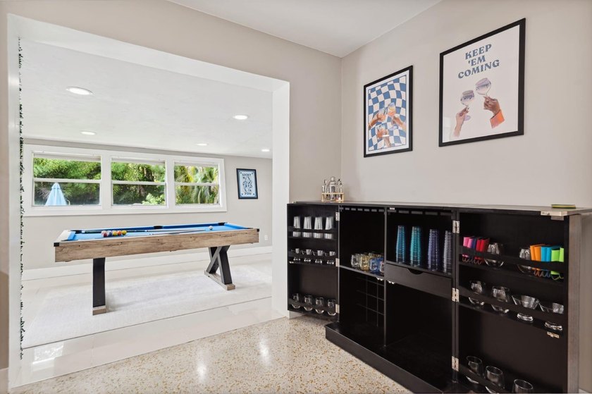2507 NW 8th Ave - photo 4