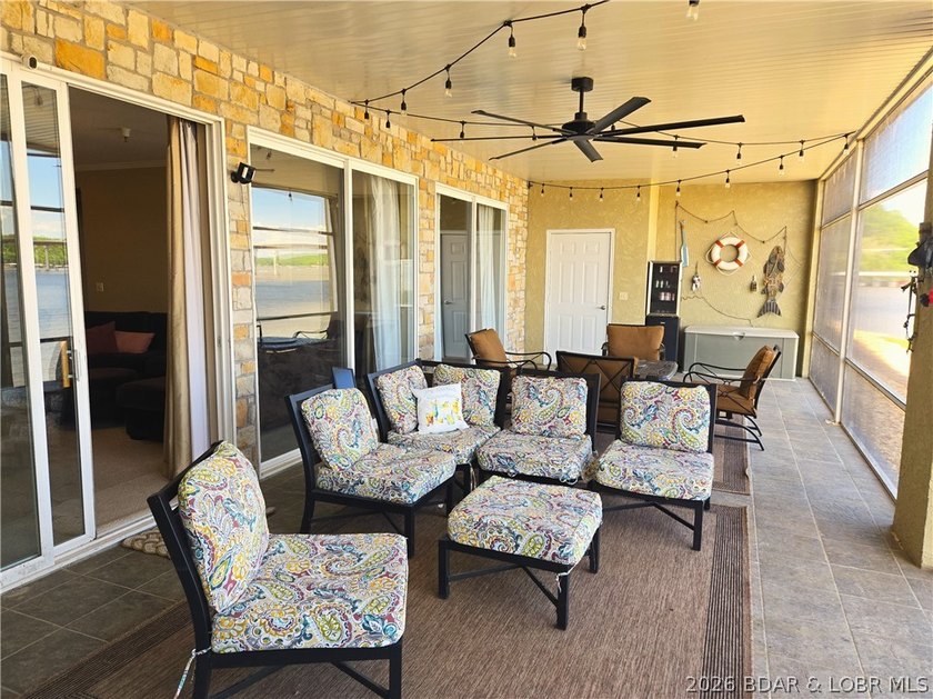 Host the ultimate lake weekend in this stunning ground-floor - photo 30