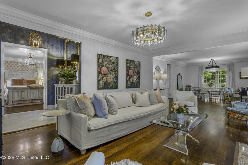 Located in the absolute heart of downtown Ocean Springs on one - photo 9
