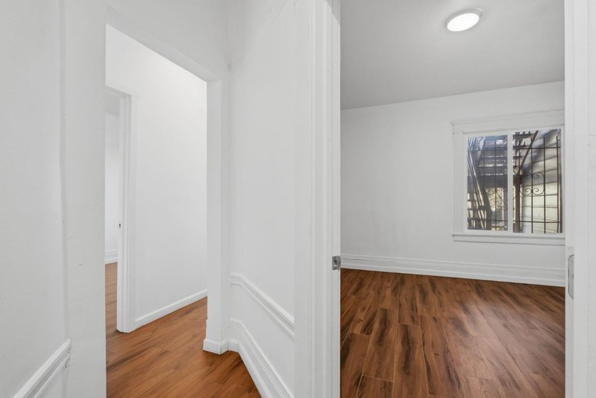 Ideally located near the University of San Francisco and the - photo 7