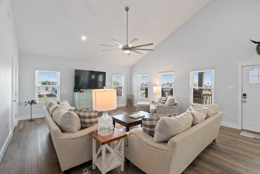 Fully Furnished &amp; Ready for Fun! This ideally located retreat is - photo 6