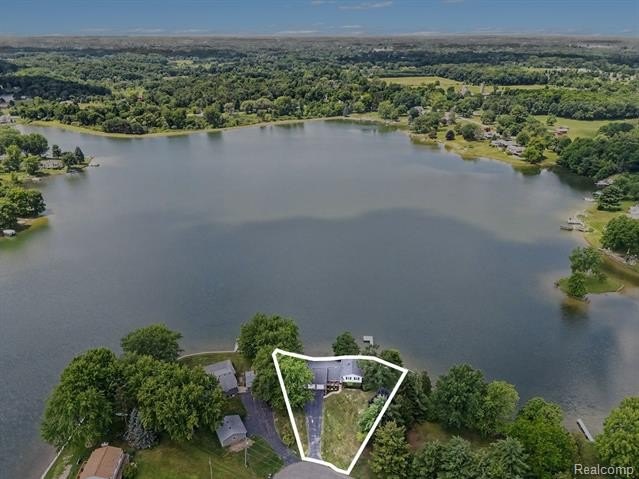 Experience the ultimate lakefront lifestyle on one of the most - photo 2