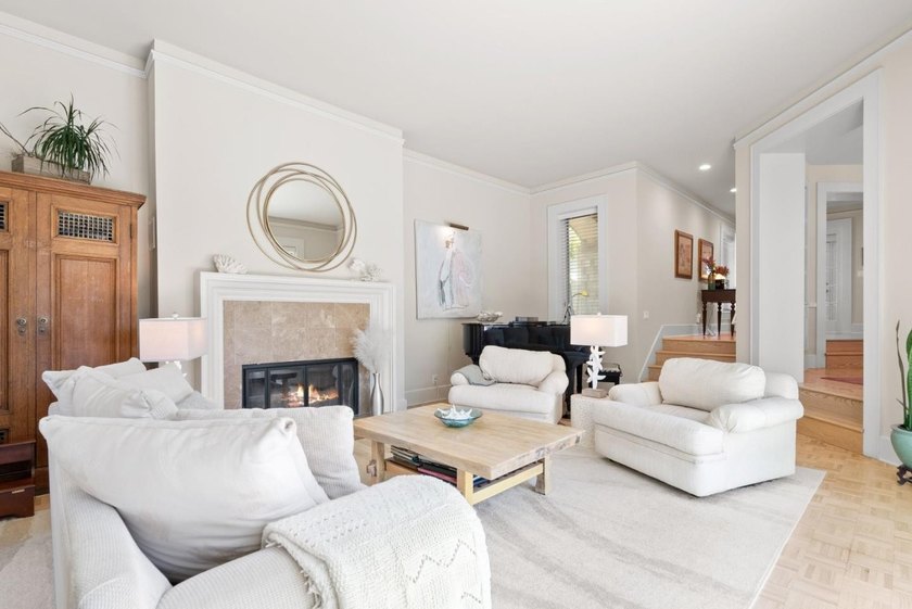 Beautiful custom home in prestigious Moore Creek Estates on the - photo 10