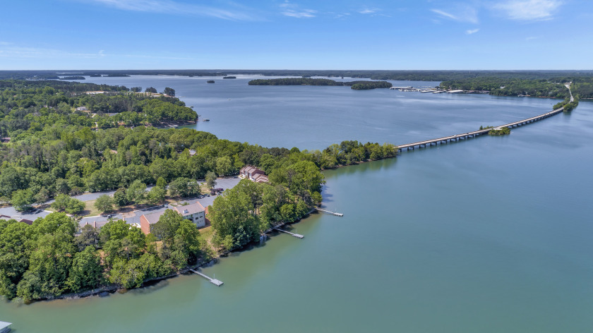 Lakefront Condo SOLD - photo 30