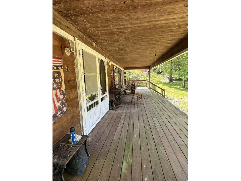 Bring your vision to this spacious 4-bedroom, 2-bath - photo 30