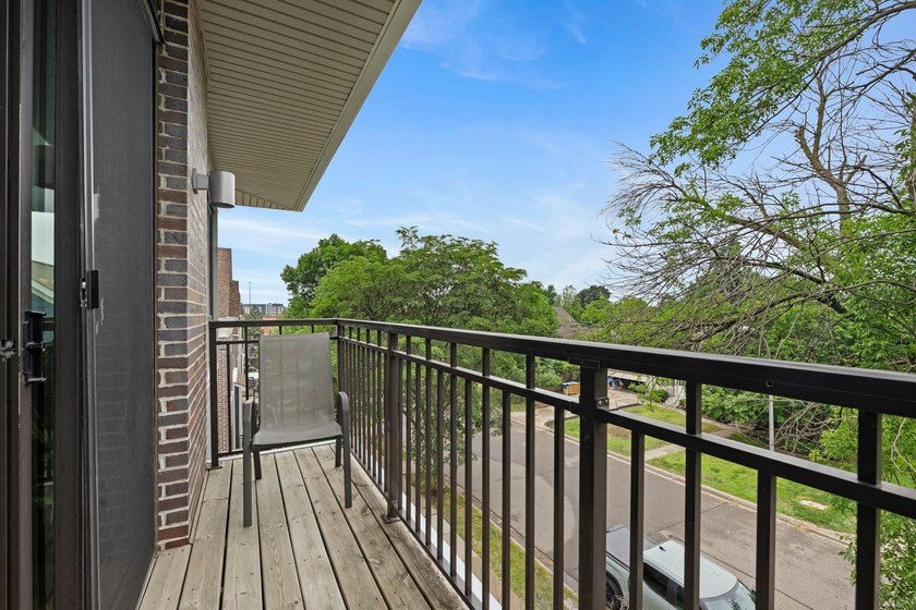 Discover this top floor condo offering over 1,300 square feet of - photo 32