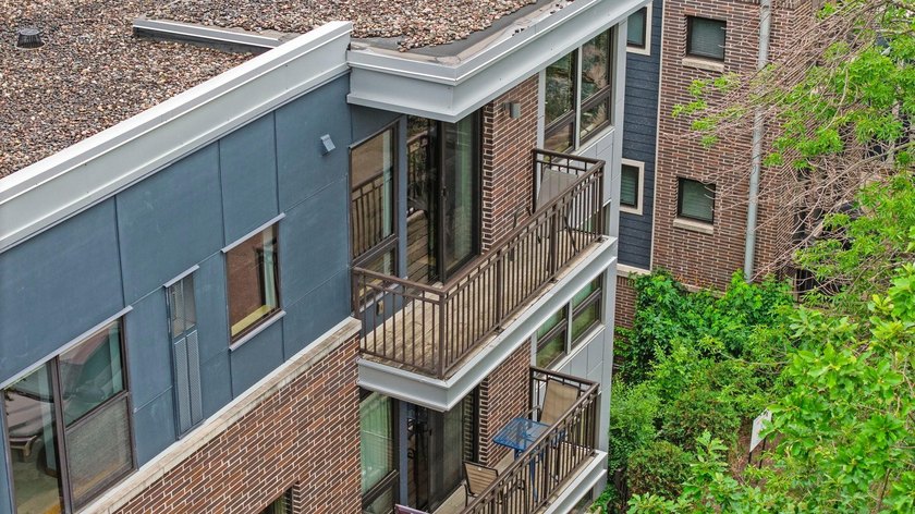 Discover this top floor condo offering over 1,300 square feet of - photo 48