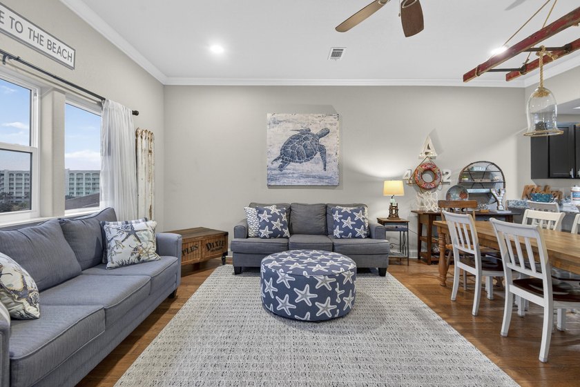 THE BEST OF THE BEST IN ALERIO and PRICED JUST RIGHT! This three - photo 15